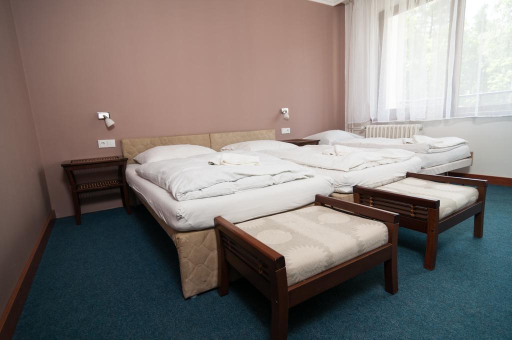 Hotel Radejov Knezdub Ngoại thất bức ảnh
