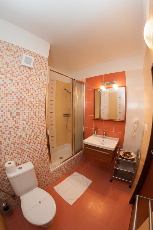 Hotel Radejov Knezdub Ngoại thất bức ảnh